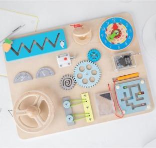 Placa-senzoriala-Busy-Board-cu-11-activitati